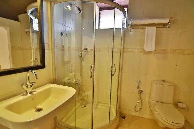 Deluxe Oda, Sigara İçilmez