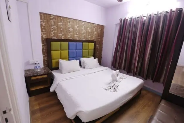 Standard 1 BHK Queen