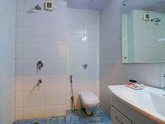 Superior Oda, Balkon, Vadi Manzaralı