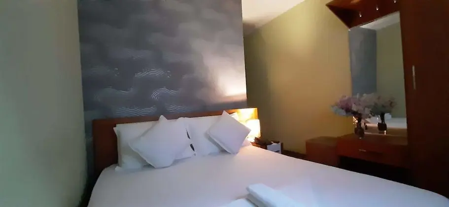 Economy Tek Büyük Yataklı Oda