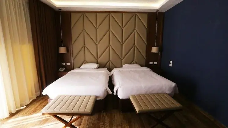 Deluxe Tek Büyük veya İki Ayrı Yataklı Oda, Bahçe Manzaralı