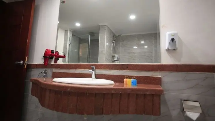 Deluxe Tek Büyük veya İki Ayrı Yataklı Oda, Bahçe Manzaralı