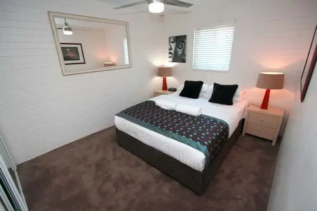Apart Daire, 2 Yatak Odası (Courtyard Four)
