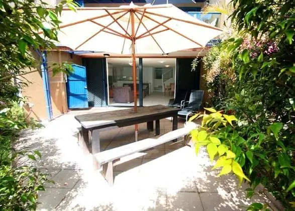 Apart Daire, 2 Yatak Odası (Courtyard Four)