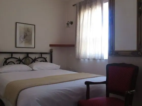 Tek Büyük Yataklı Oda (or Castle View)