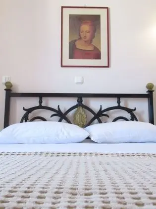 Tek Büyük Yataklı Oda (or Castle View)