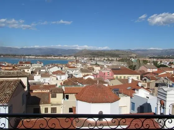 Tek Büyük Yataklı Oda (or Castle View)