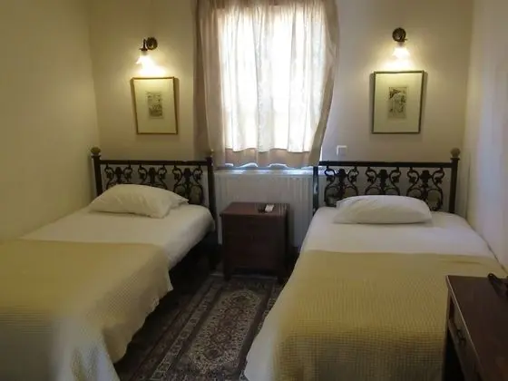 Tek Büyük Yataklı Oda (or Castle View)