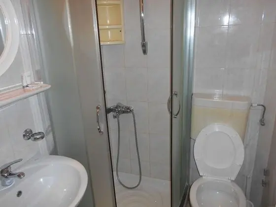Tek Büyük Yataklı Oda (or Castle View)
