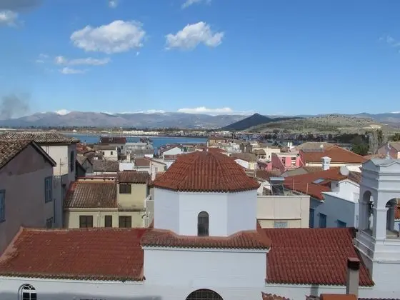 Tek Büyük Yataklı Oda (or Castle View)