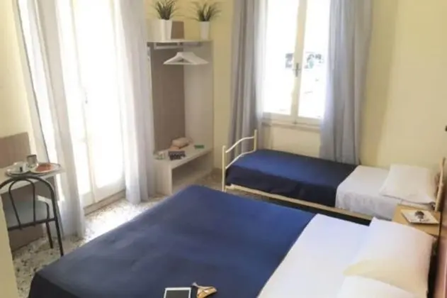 Standard Üç Kişilik Oda