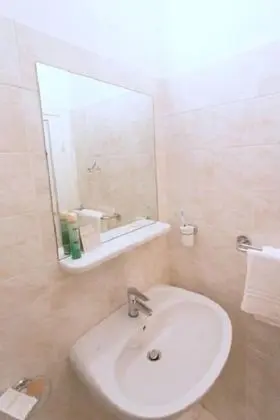 Standard Üç Kişilik Oda