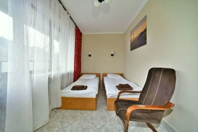 Basic Tek Büyük Yataklı Oda, 2 Tek Kişilik Yatak, Sigara İçilmez, Dağ Manzaralı (1)