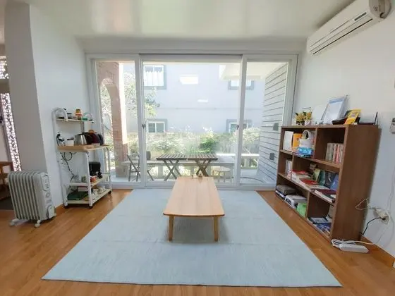 Ortak Ranzalı Oda, Sadece kadınlar için