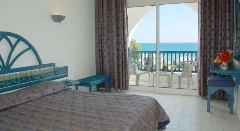 1 Çift Kişilik Veya 2 Tek Kişilik Yatak Sea View