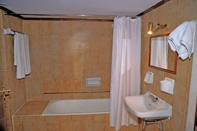 Tek Büyük veya İki Ayrı Yataklı Oda