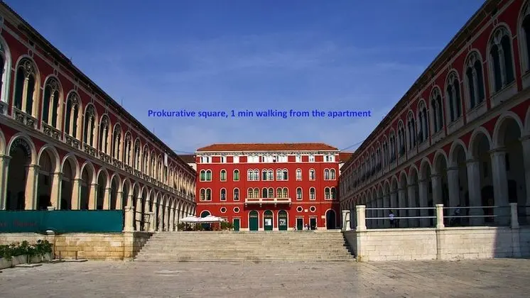 Apart Daire, 1 Büyük (Queen) Boy Yatak ve Çekyat