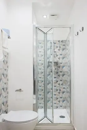 Oda, 1 Büyük (Queen) Boy Yatak, Sigara İçilmez