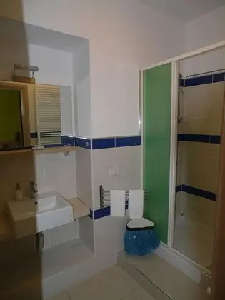 Dört Kişilik Oda, Banyolu/Duşlu