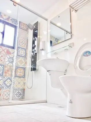 Dört Kişilik Oda, Sigara İçilmez