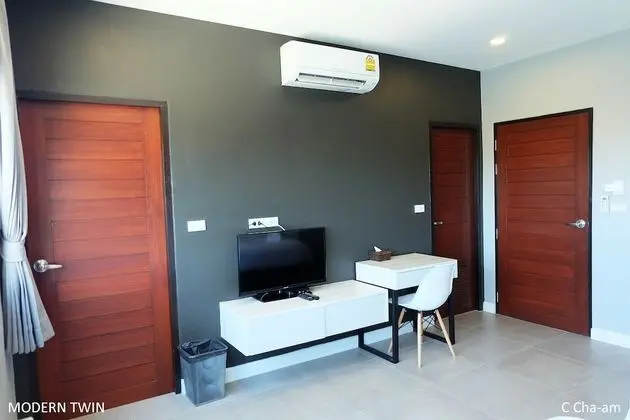 Modern Room Twin