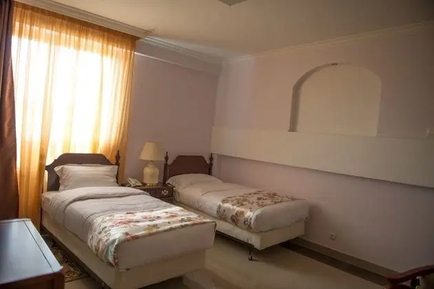 Basic İki Ayrı Yataklı Oda