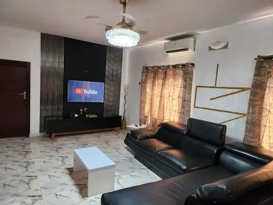 Apart Daire, 1 Yatak Odası, Mutfak, Zemin Kat