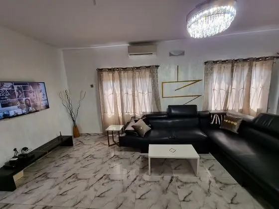 Apart Daire, 1 Yatak Odası, Mutfak, Zemin Kat