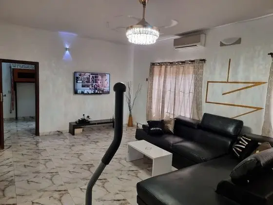 Apart Daire, 1 Yatak Odası, Mutfak, Zemin Kat