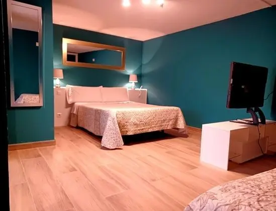 Comfort Büyük Yataklı Tek Kişilik Oda