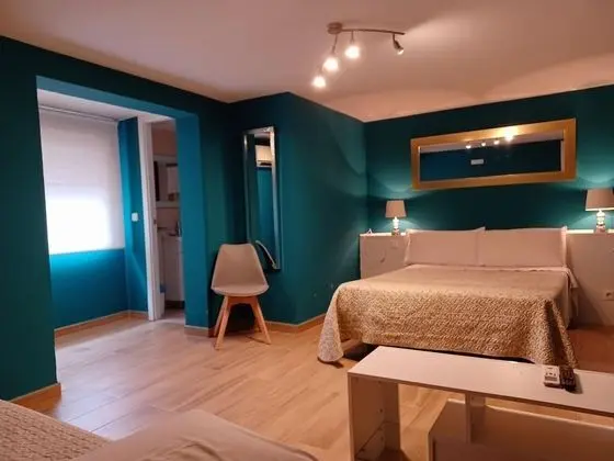 Comfort Büyük Yataklı Tek Kişilik Oda