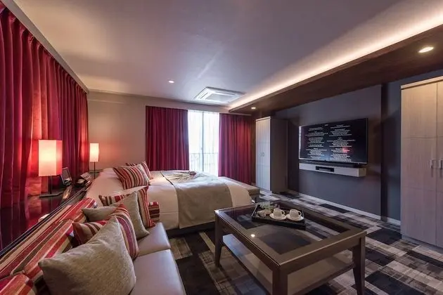 Deluxe Tek Büyük Yataklı Oda, Sigara İçilebilir
