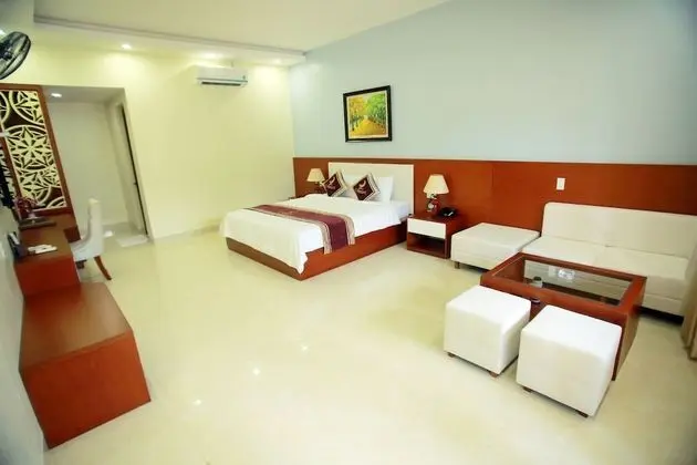 Luxury Oda