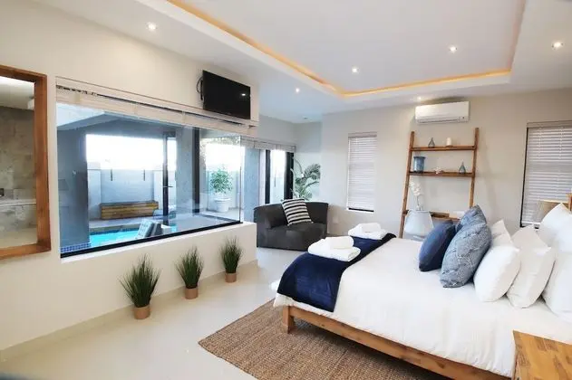 Luxury Tek Büyük Yataklı Oda