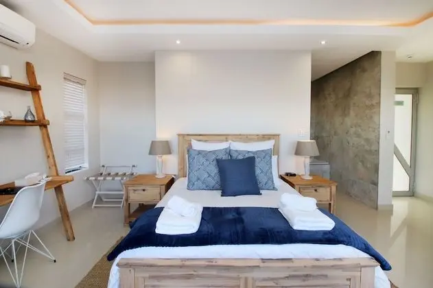 Luxury Tek Büyük Yataklı Oda