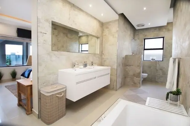 Luxury Tek Büyük Yataklı Oda