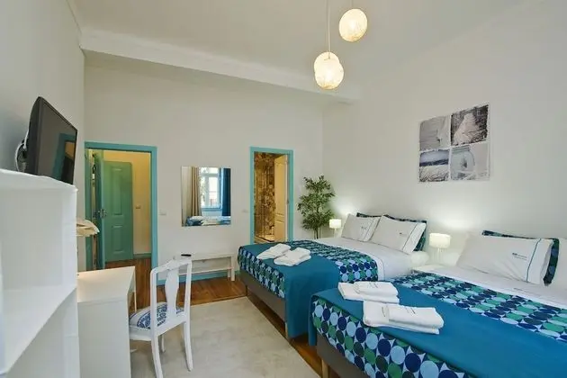 Deluxe Dört Kişilik Oda