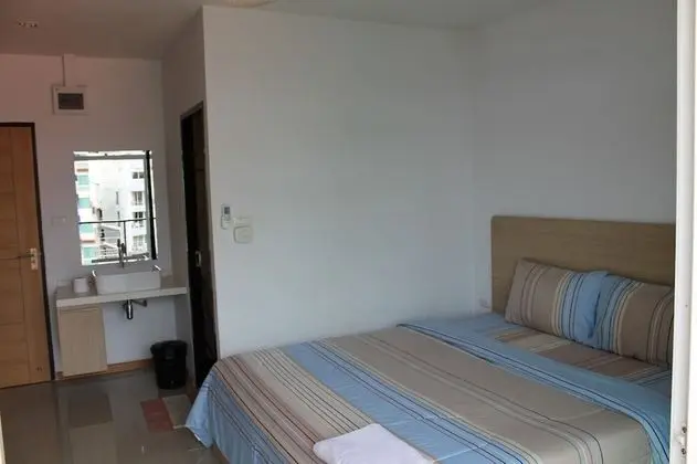 Studio Apartment With Balcony