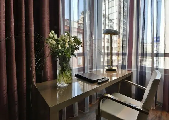 Smart Double Room (French Matrimonial Bed)