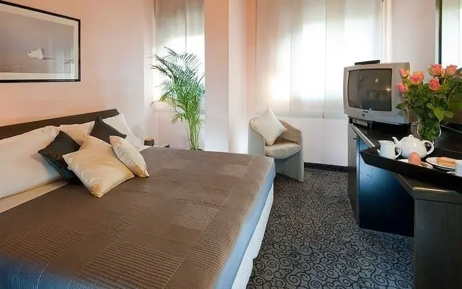 Classic Tek Büyük veya İki Ayrı Yataklı Oda