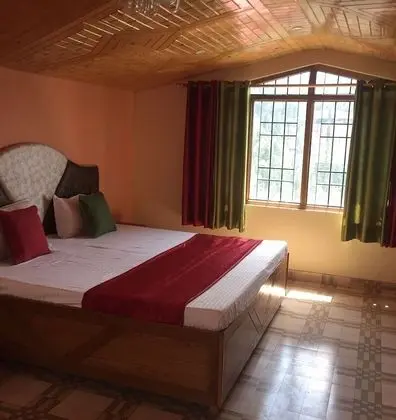 Family Dört Kişilik Oda, Tepe Manzaralı