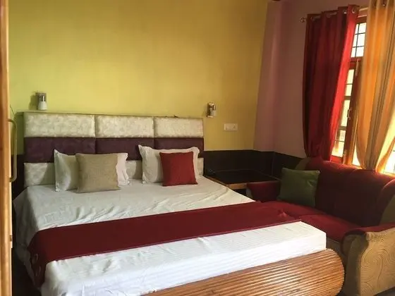 Tek Büyük Yataklı Oda, Tepe Manzaralı