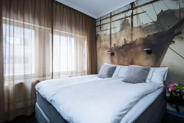 Deluxe Room, 1 Queen Bed (bed size - 160 cm)