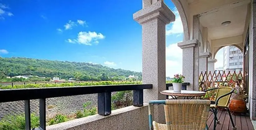 Tek Büyük Yataklı Oda, Balkon