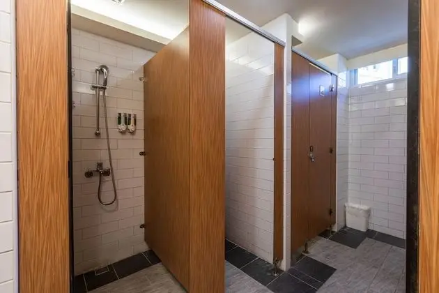 Comfort Ortak Ranzalı Oda, Sadece kadınlar için, Ortak Banyo