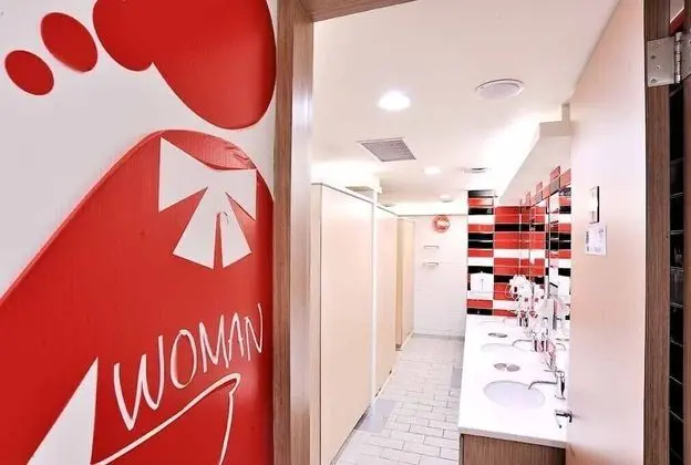 Comfort Ortak Ranzalı Oda, Sadece kadınlar için, Ortak Banyo