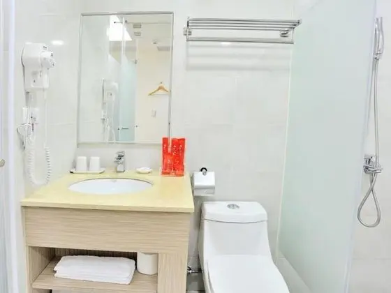Üç Kişilik Oda, Özel Banyo