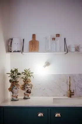 Tek Büyük Yataklı Oda (Suite 1)