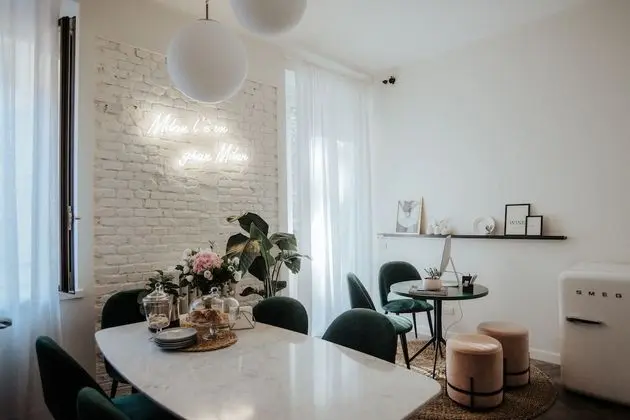 Tek Büyük Yataklı Oda (Suite 2)