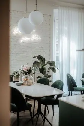 Tek Büyük Yataklı Oda (Suite 3)